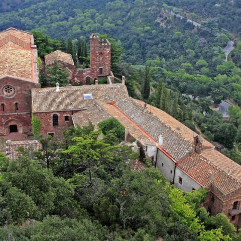 CASTELL-DE-ESCORNALBOU-052